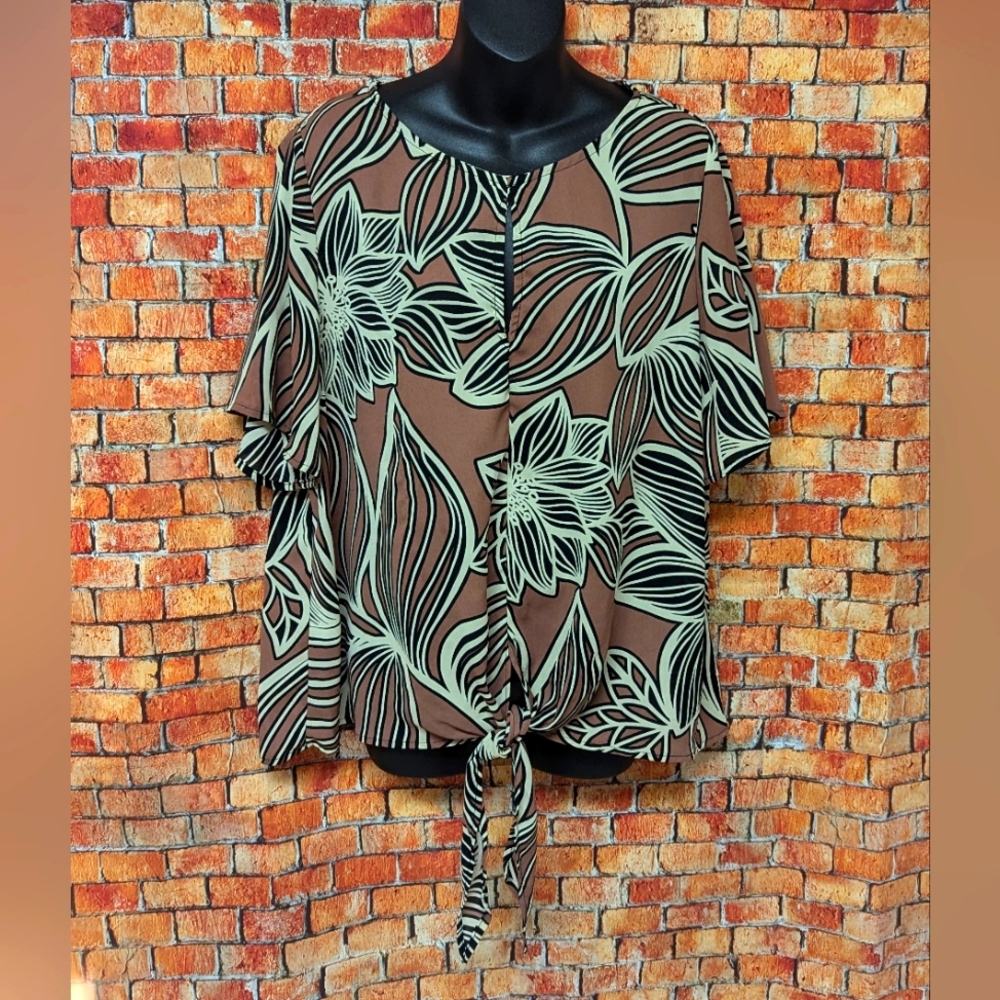 Cherish Floral Brown, Black & Cream Women's Keyhole Top Size Large